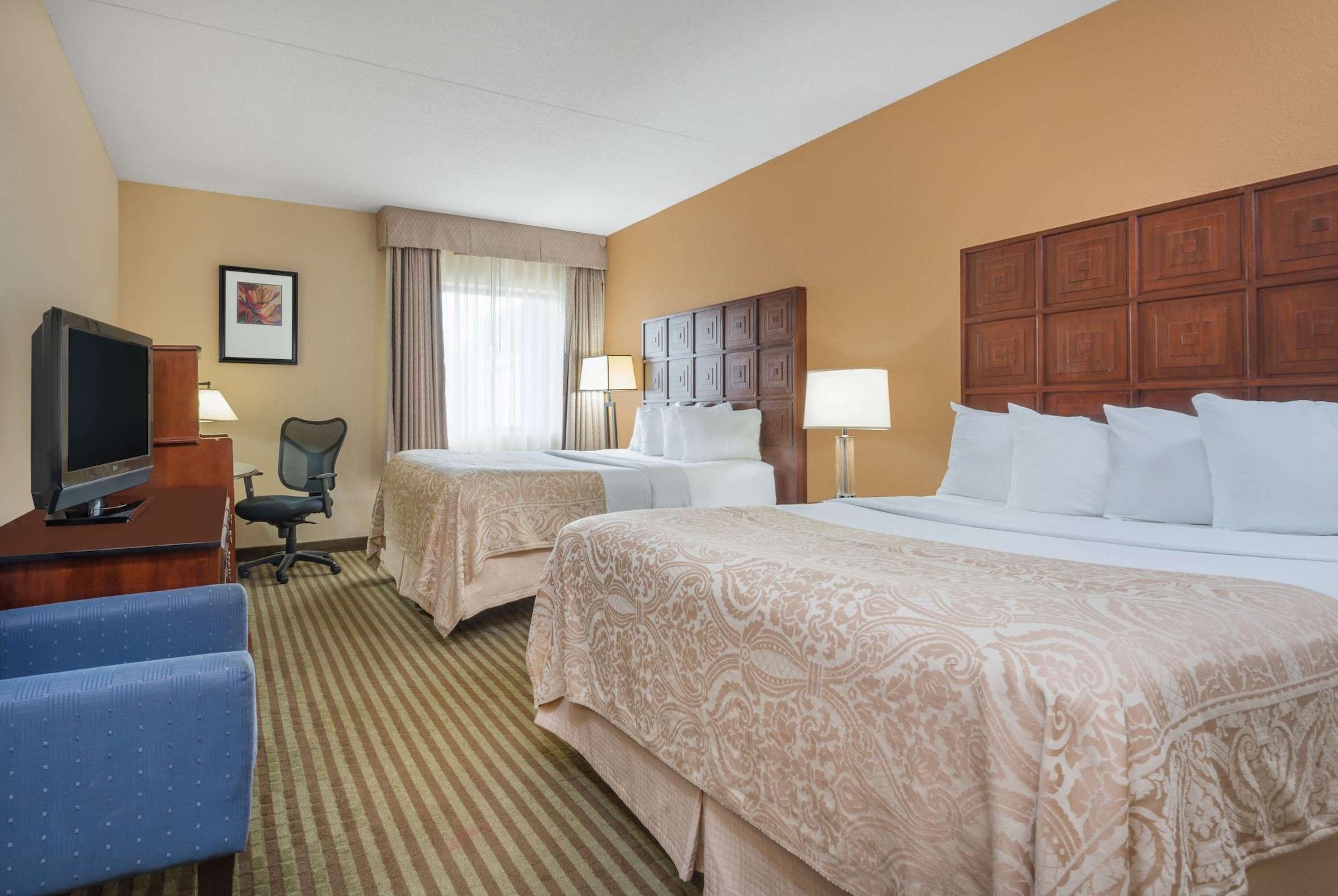 Готель Ramada By Wyndham Columbus North Вестервілль Екстер'єр фото