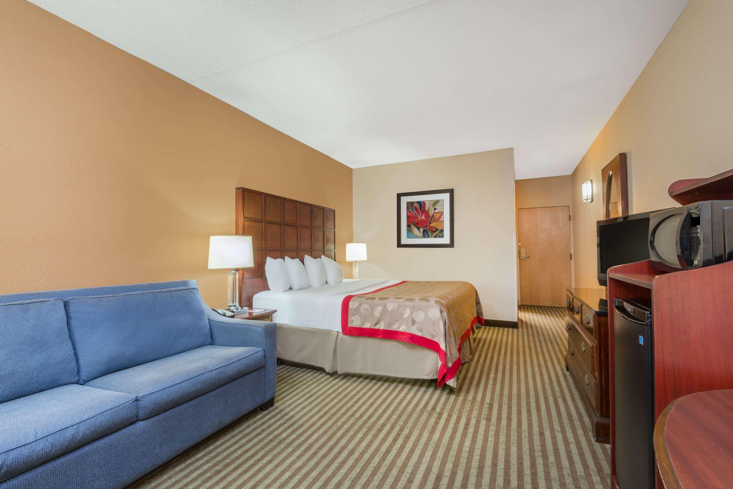 Готель Ramada By Wyndham Columbus North Вестервілль Екстер'єр фото